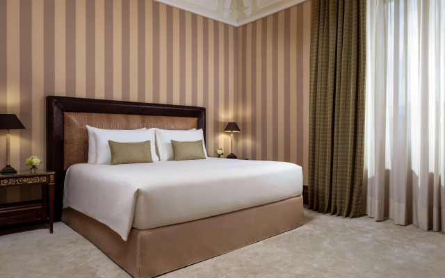 Anantara Palazzo Naiadi Rome Hotel