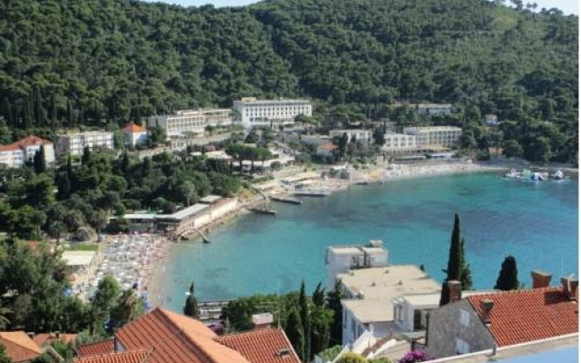 Apartment and Rooms Zora