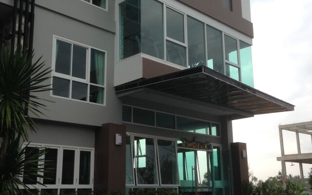 The Sea Condo 51&49