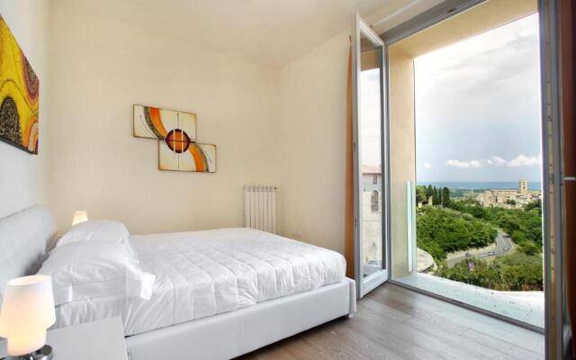 San Lorenzo Apartments