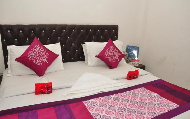 Hotel Axis Inn