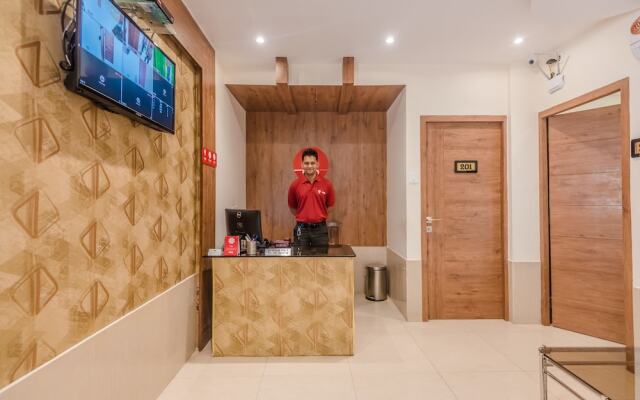 OYO 8363 Hotel Royal NS