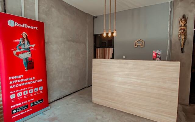 RedDoorz Near Lippo Mall Kuta