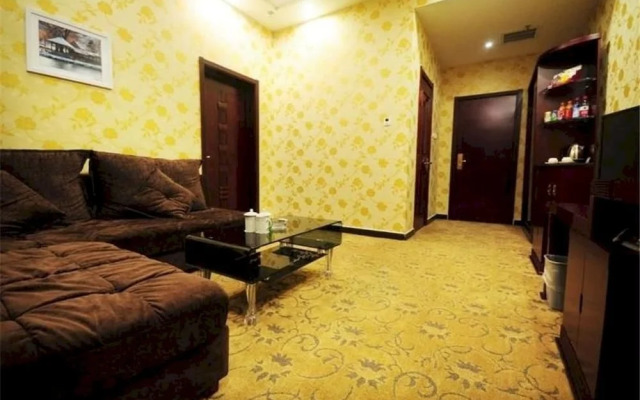 Tian Yuan Holiday Hotel