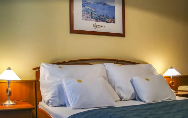 Világos Hotel Balatonvilágos