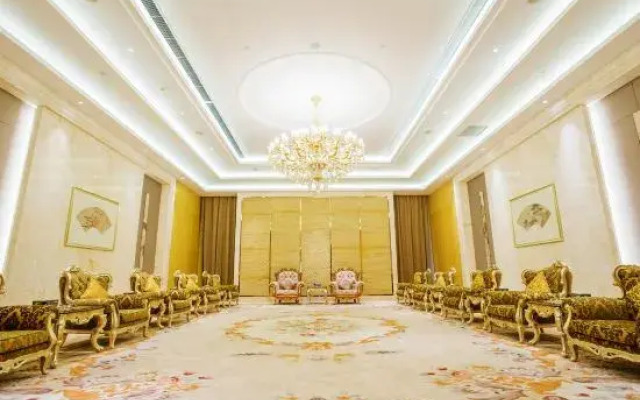 Sanfangxiang Jinling Hotel