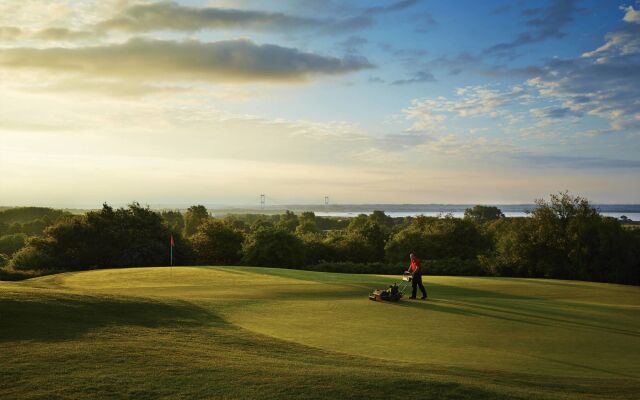 Delta Hotels by Marriott St. Pierre Country Club