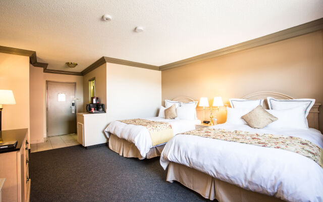 Nomad Hotel and Suites