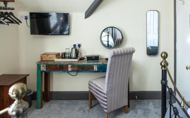 Oaklands Guest House