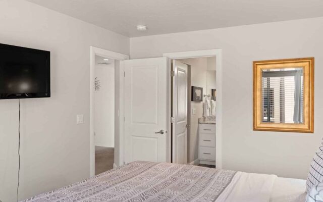 Pet Friendly Paradise by RedAwning