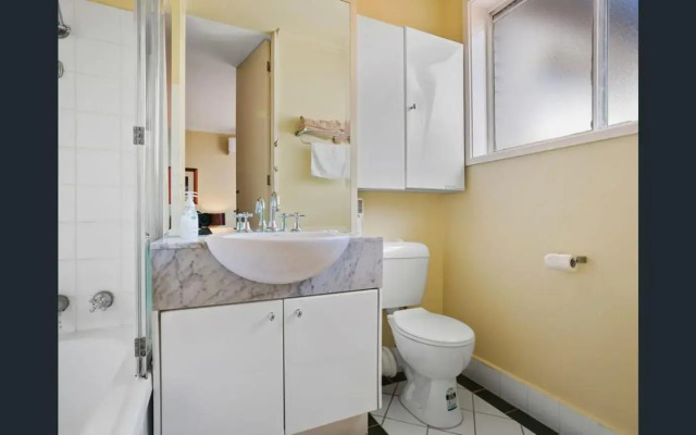 Knightsbridge Apartments