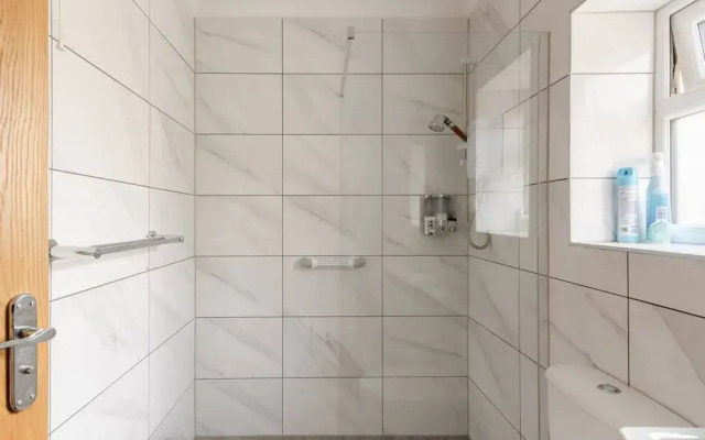 Private Self-contained Annex With Wifi & Parking