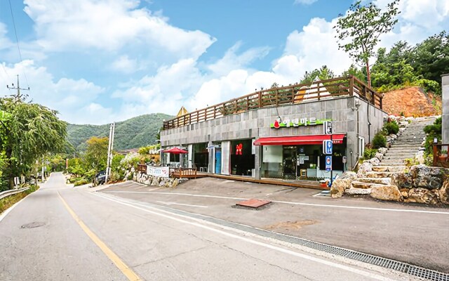 Yangpyeong Eden Pension & Campground