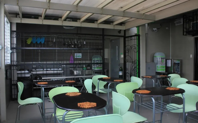 HQ Burgos Serviced Residence