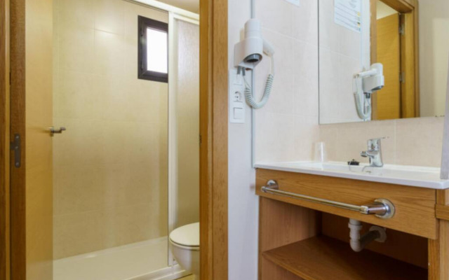 Hostal Costabella - Comfort Triple Room Standard Rate