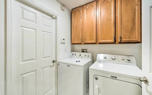 Clermont Vacation Rental w/ Pool: 11 Mi to Disney