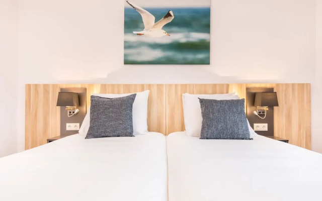 Luxurious Apartment With Dishwasher, 1 km. From the Beach