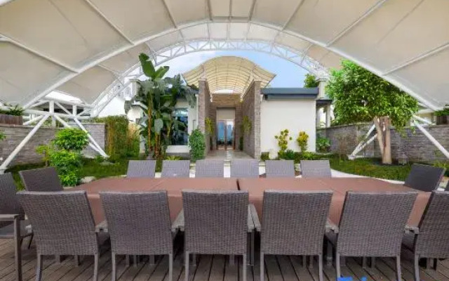 Jiazhou Ligang Hotel