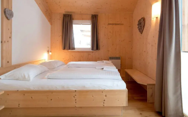 Peaceful Chalet in Turracherhöhe with Indoor Hot Tub