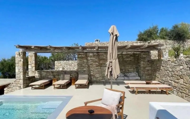 Hotiday Room Collection – Mykonos Fanari
