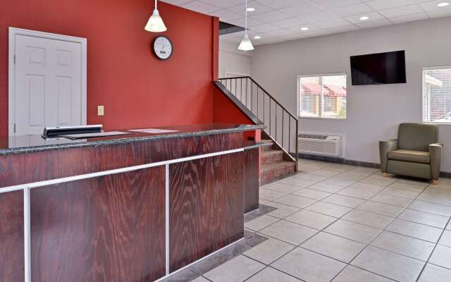 Americas Best Value Inn Tulsa at I-44