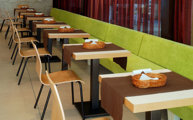 Sunshine Magnolia & Spa