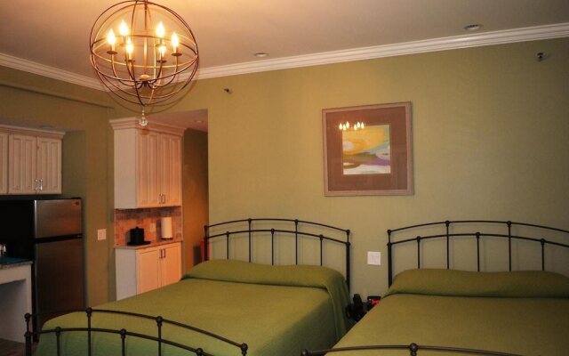 The Inn at Crystal Cove on Boston Harbor