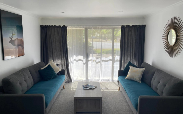 Fairway Motel and Apartments