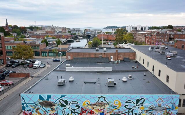 Hampton Inn Salem Boston