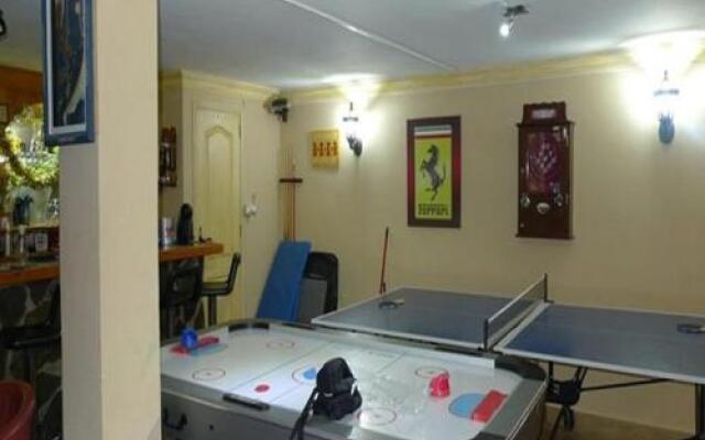 Finca Toredo Large Heated Pool,Hot Tub,Bar/Games Room,Gym,Cave, Free WiFi