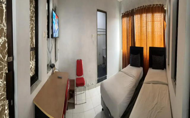 RedDoorz Plus @ Hotel Star 88