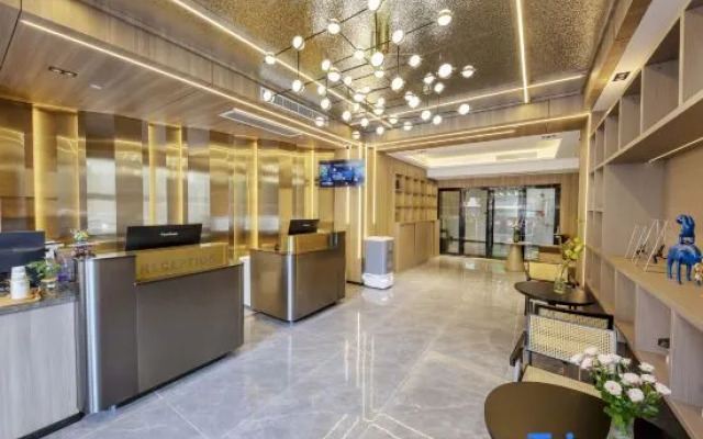 Yifang Apartment