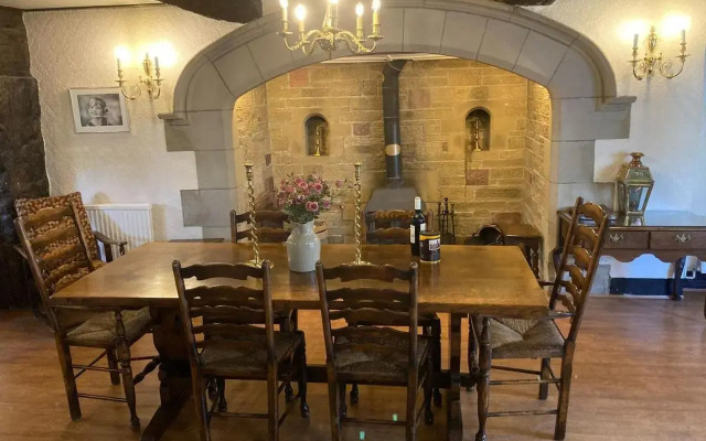 Inglenook Cottage