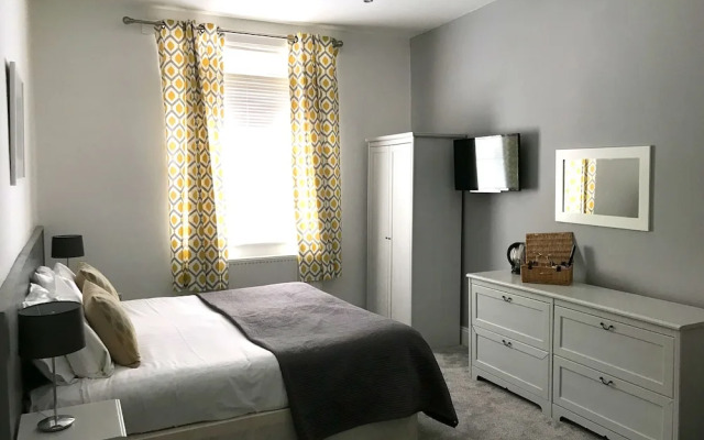 Seabreeze Restaurant with Rooms