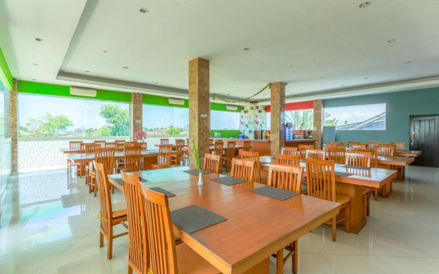 OYO 2073 Grand Inn Hotel Lombok