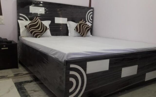 Rajdhani guest house