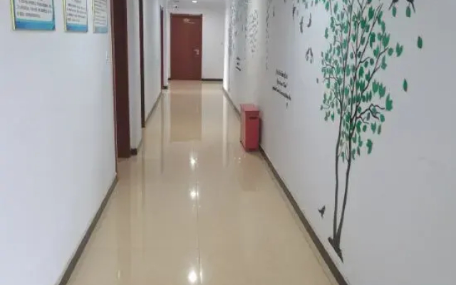 Pingshan Langyi Express Hotel