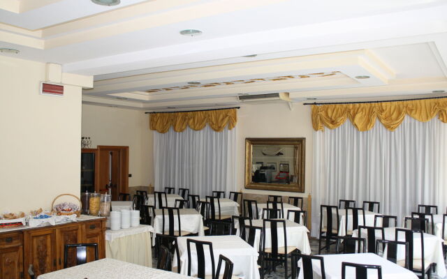 Hotel Ristorante Commercio