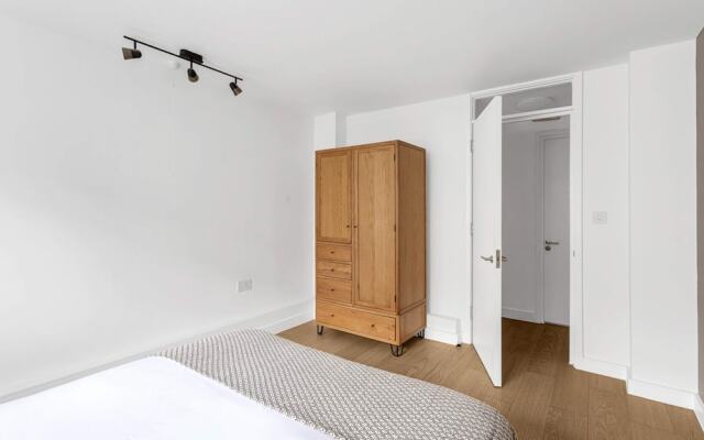 City Relay Belgravia Apartment 13