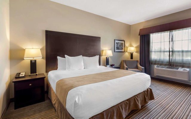 Best Western Plus Fort Saskatchewan Inn & Suites
