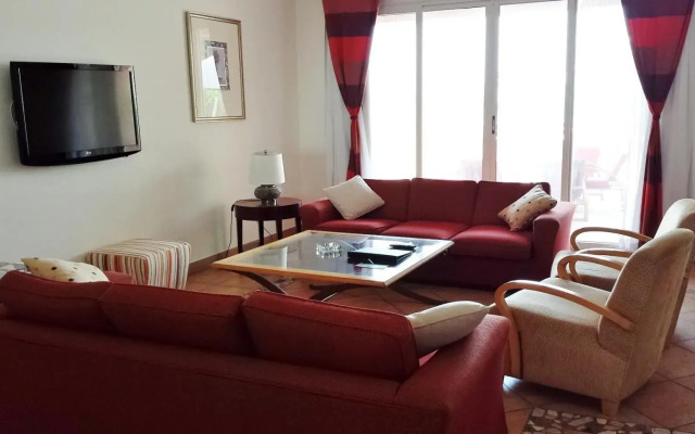 SeaShell Julaia Hotel & Resort