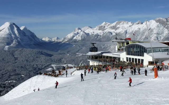 Apartment in Seefeld Near Rosshutte