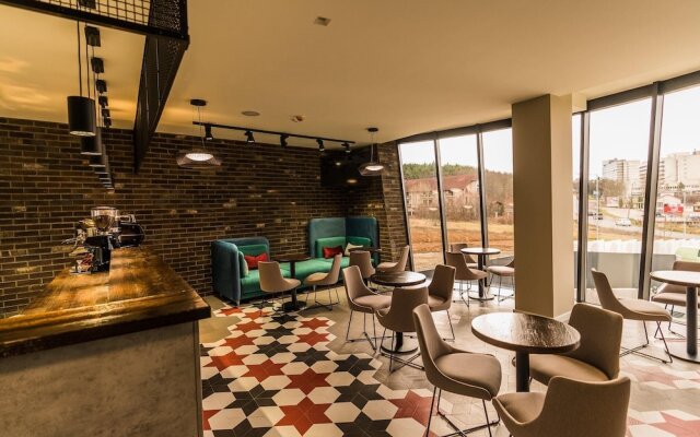 Hotel Aventus