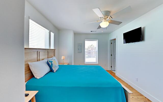 The Commons #601 - Three Bedroom Townhome