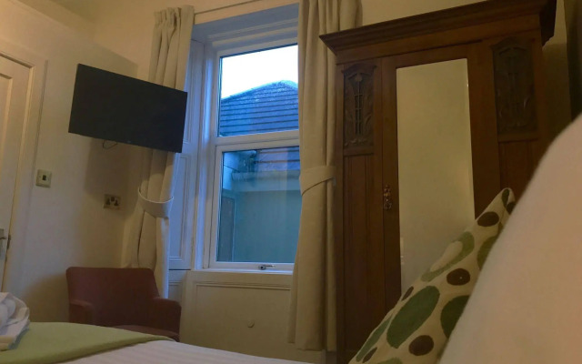 Glenlossie Guest House