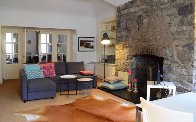 1 Bedroom Apartment In City Centre Location