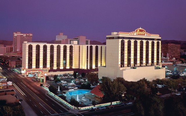 Sands Regency Casino Hotel — только для взрослых