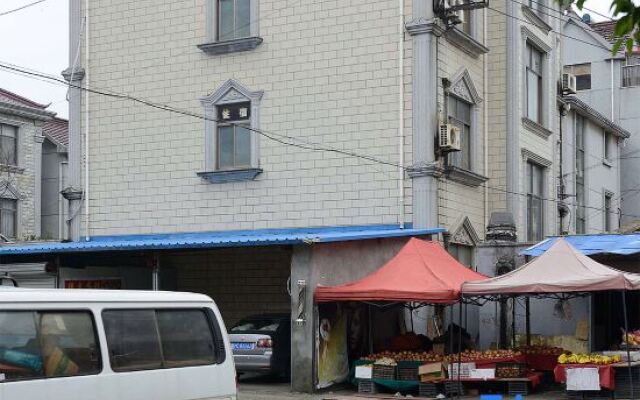 Pingping Hotel