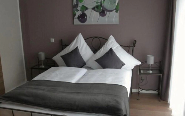 Apado-Hotel garni
