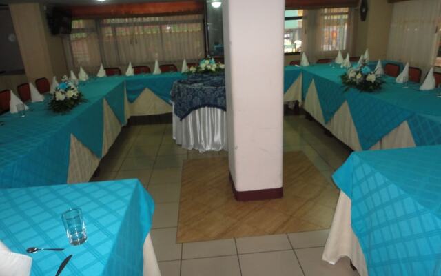Oro Hotel